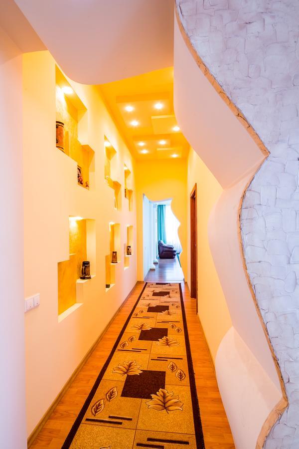 Alfa Apartments Rynok Square 30 Lemberg Exterior foto