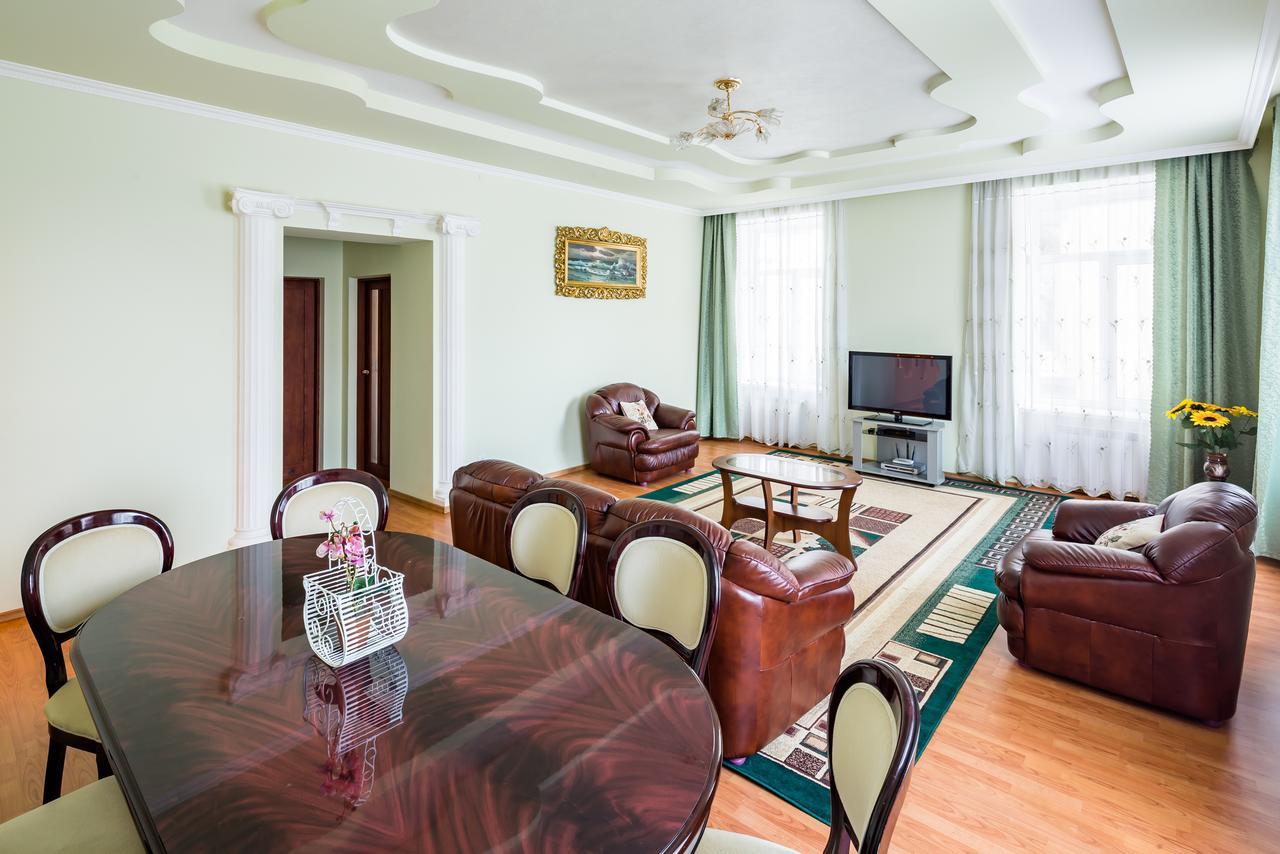 Alfa Apartments Rynok Square 30 Lemberg Exterior foto