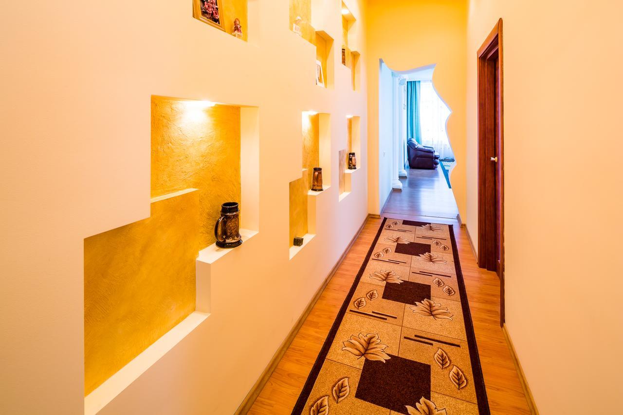 Alfa Apartments Rynok Square 30 Lemberg Exterior foto